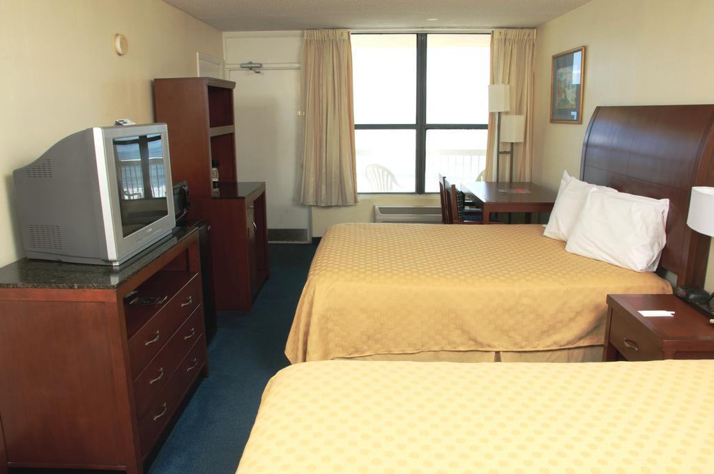 Comfort Inn & Suites Daytona Beach Oceanfront Eksteriør billede