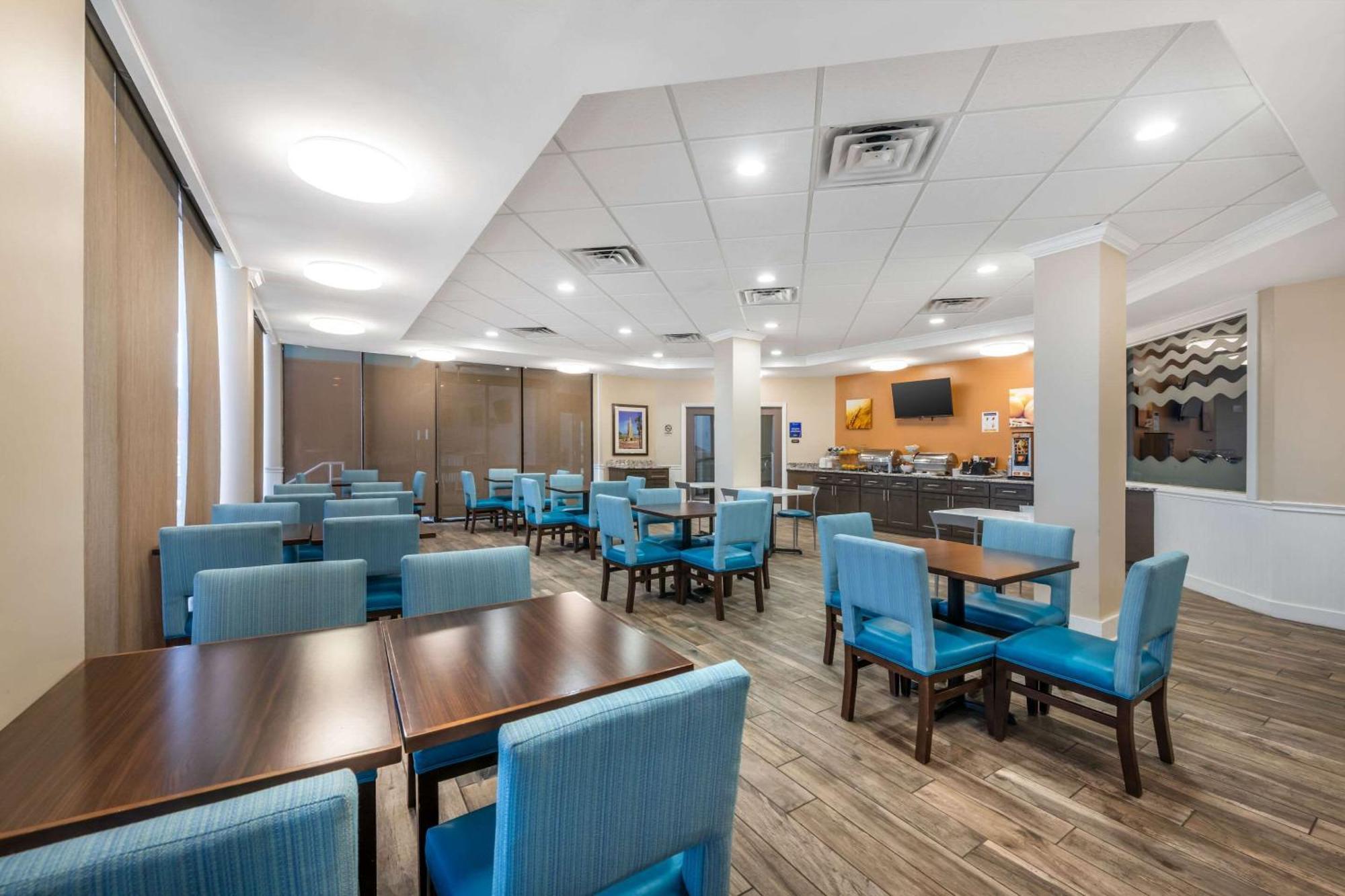 Comfort Inn & Suites Daytona Beach Oceanfront Eksteriør billede